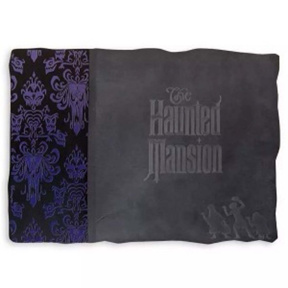 New in Package Disney Cheese Charcuterie Board - The Haunted Mansion